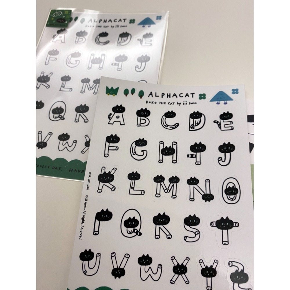 Koko 黑貓 ALPHACAT 字母貓 圖鑑貼紙（白底）-細節圖2