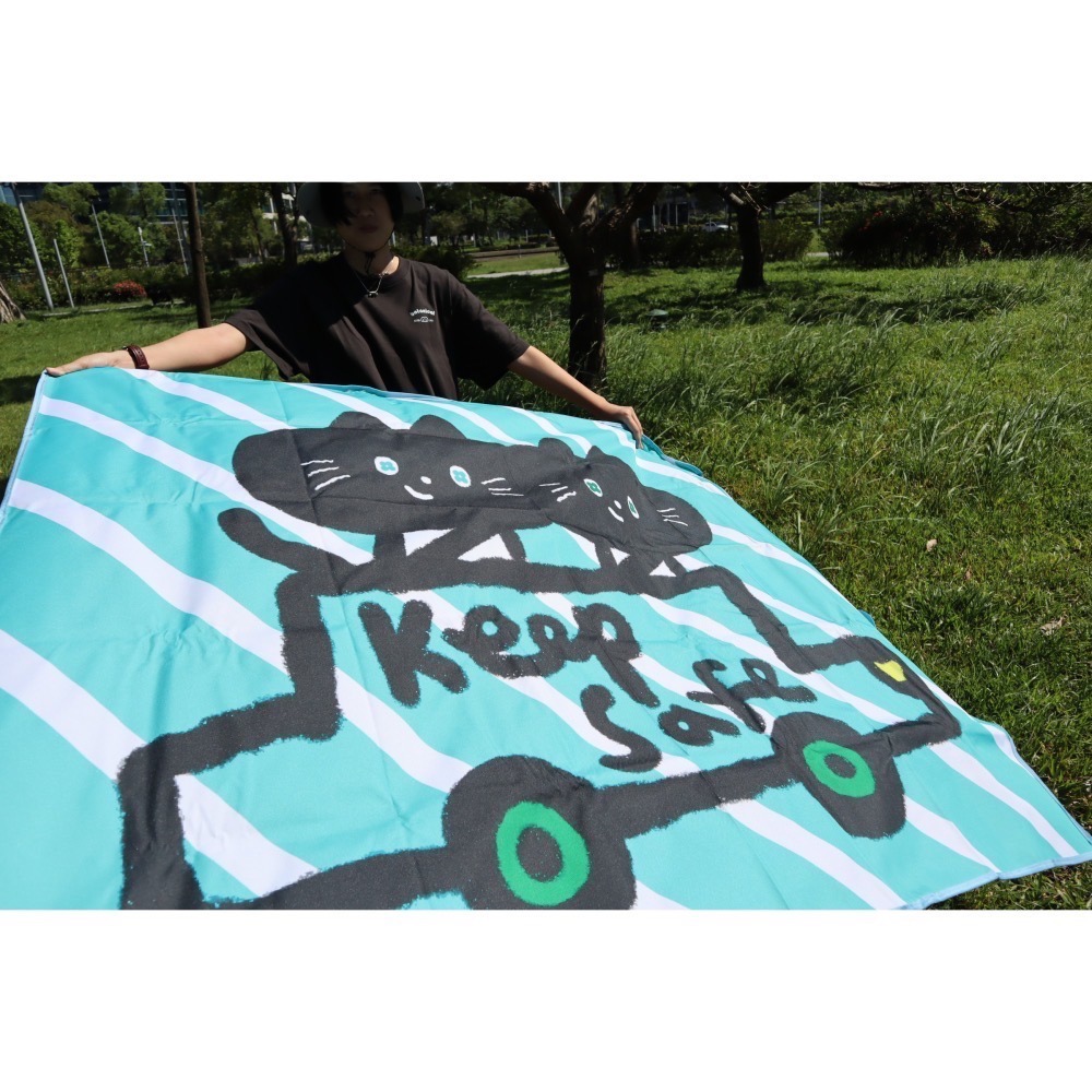 防水野餐墊 keep safe 雙貓開車中  150*120cm 雙人尺寸 手提方便折疊-細節圖2