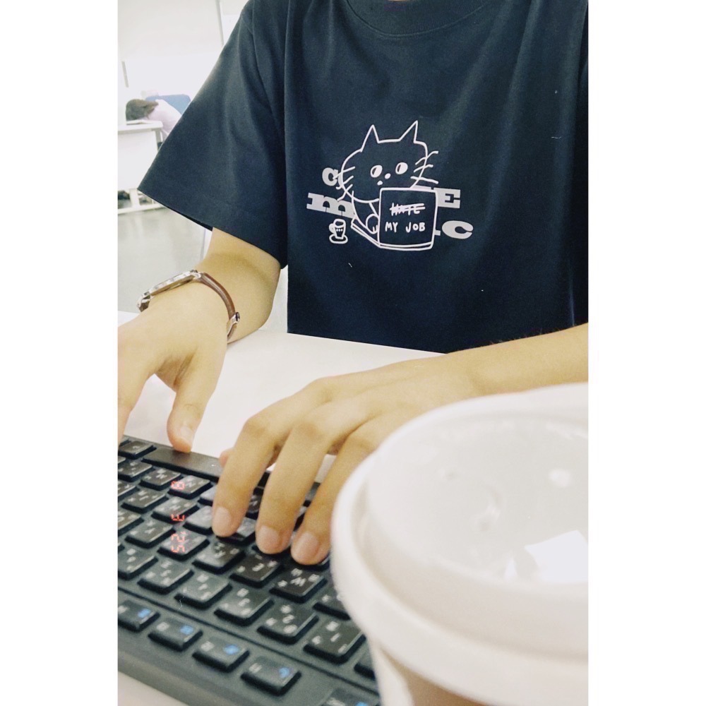 (HATE)  MY JOB? 厭世貓咪雙面印刷 T-shirt UA純棉中性版-細節圖2