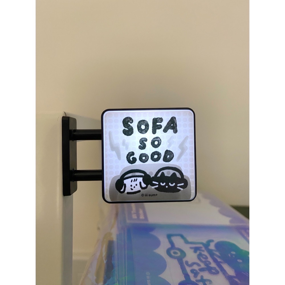 SOFA SO GOOD podcasts 磁力燈箱 內附電池 雙向 站立/側吸兩用-細節圖3