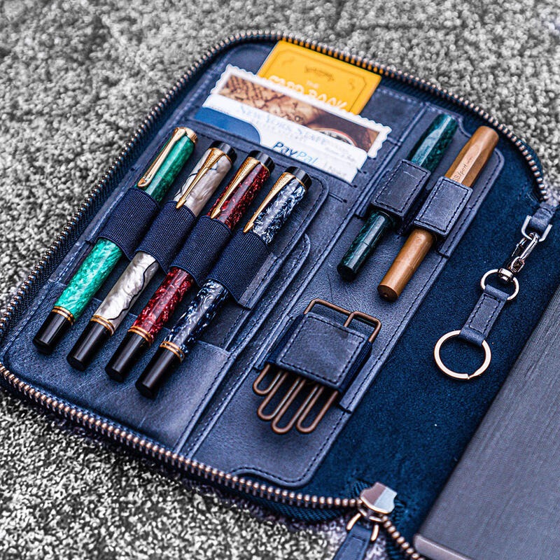 土耳其 蓋倫皮革 GALEN LEATHER 平板插槽/可分離式筆插/A5筆記本收納袋: 瘋馬皮海軍藍-細節圖3