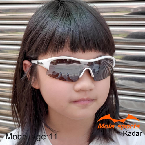 兒童太陽眼鏡 墨鏡 大童 運動 8-14歲 男女 UV400 白框 茶片 安全鏡片 Radar-wb Mola摩拉
