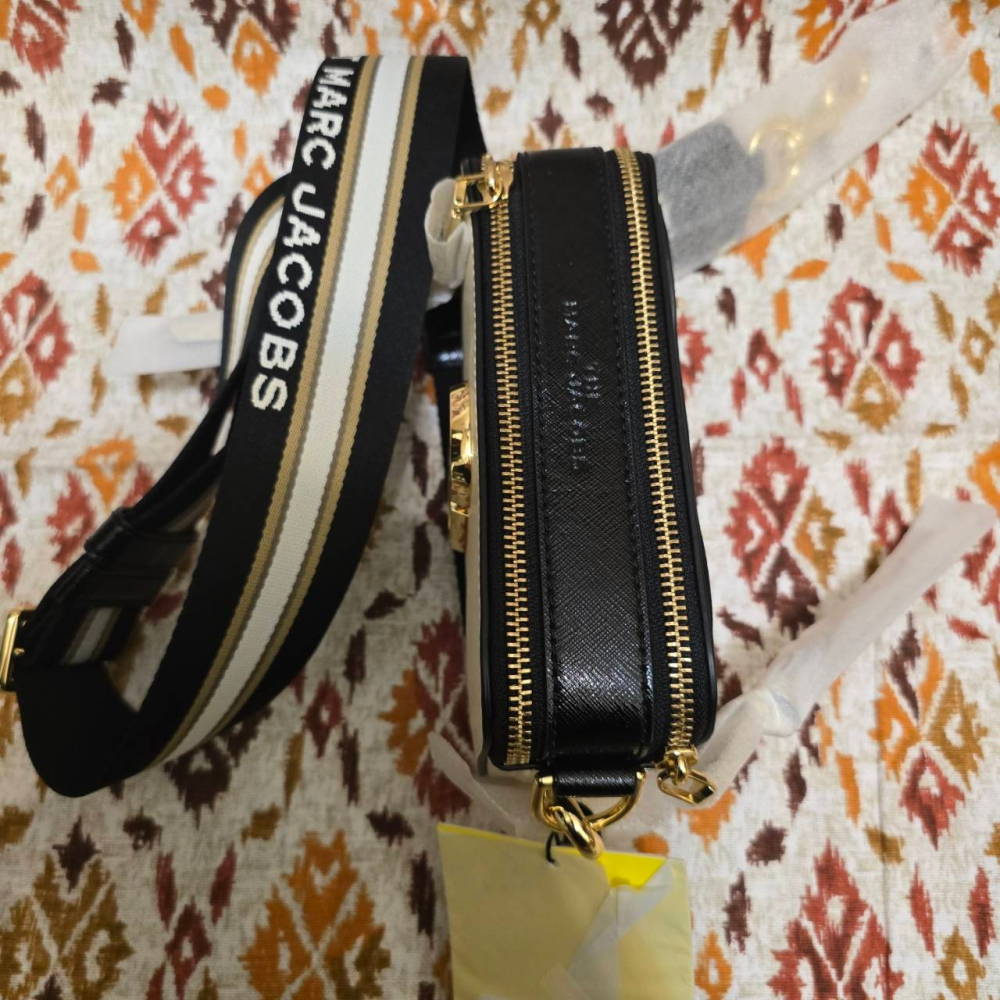 【sigmanet家庭百貨】全新MARC JACOBS 馬克賈伯 SNAPSHOT 防刮撞色雙層斜背/相機包-細節圖5