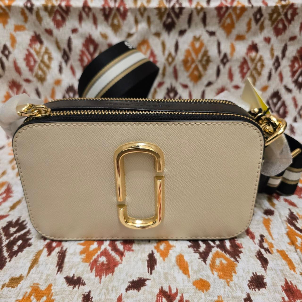 【sigmanet家庭百貨】全新MARC JACOBS 馬克賈伯 SNAPSHOT 防刮撞色雙層斜背/相機包-細節圖9
