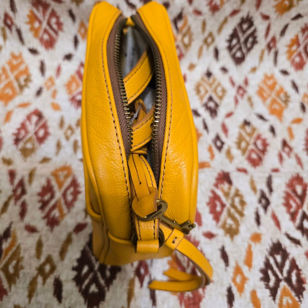 【sigmanet家庭百貨】全新Fossil Brennon真皮相機包/女用側背包-細節圖3