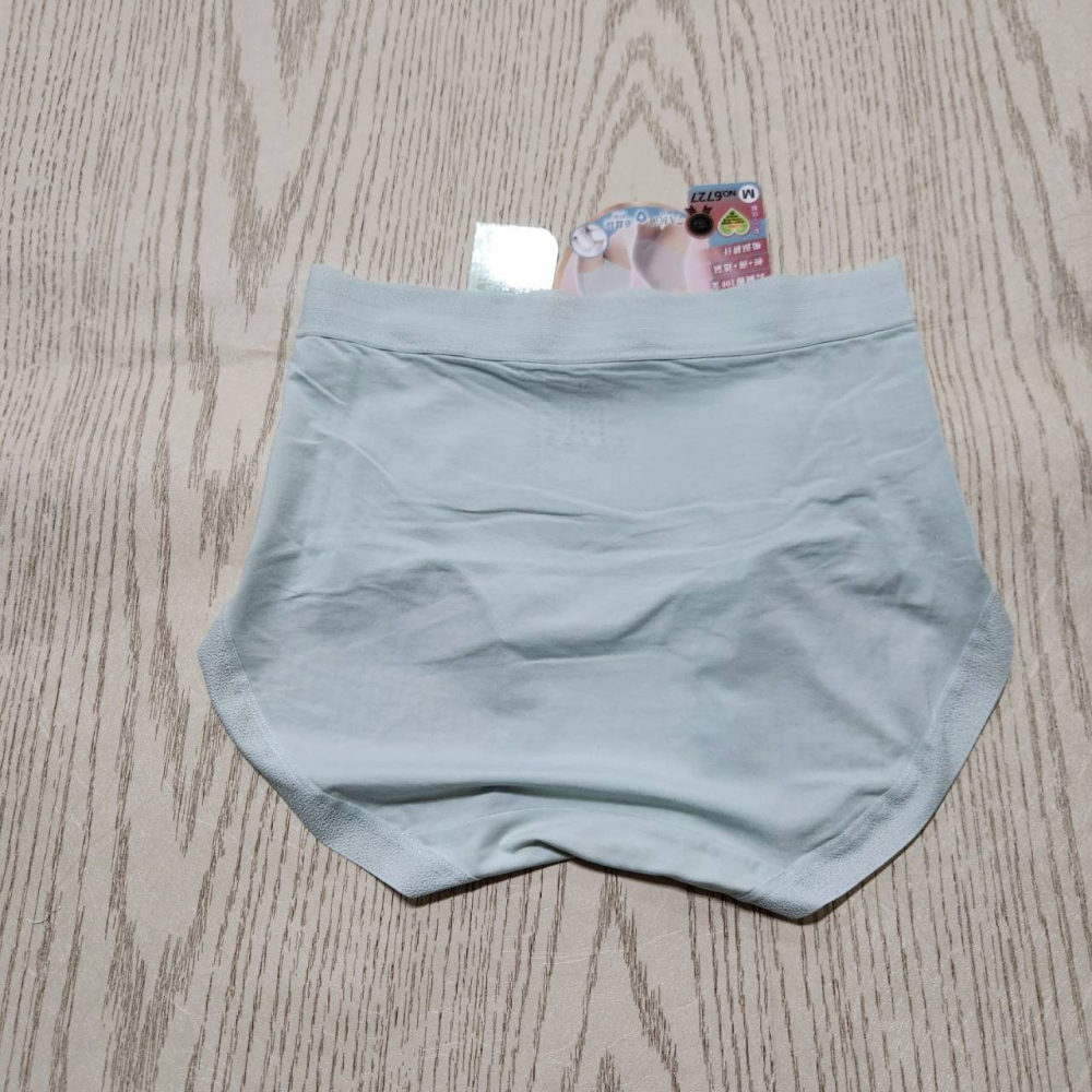 【sigmanet家庭百貨】全新身體物語BODY台灣現貨NO:6727箔金蠶絲7A抗菌女用高腰長絨棉100支內褲-細節圖3