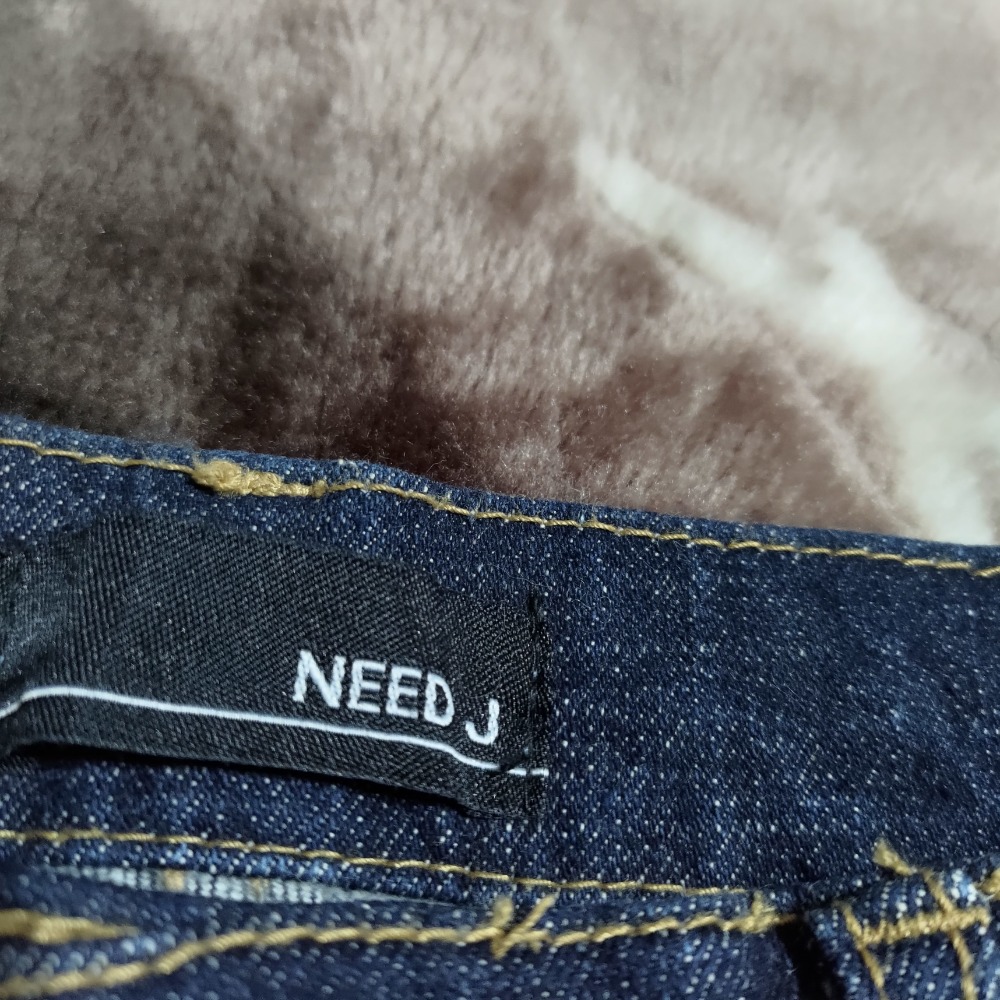 韓國買回 NEED J 牛仔褲 下擺抽鬚 L 厚磅 挺版 588-細節圖2