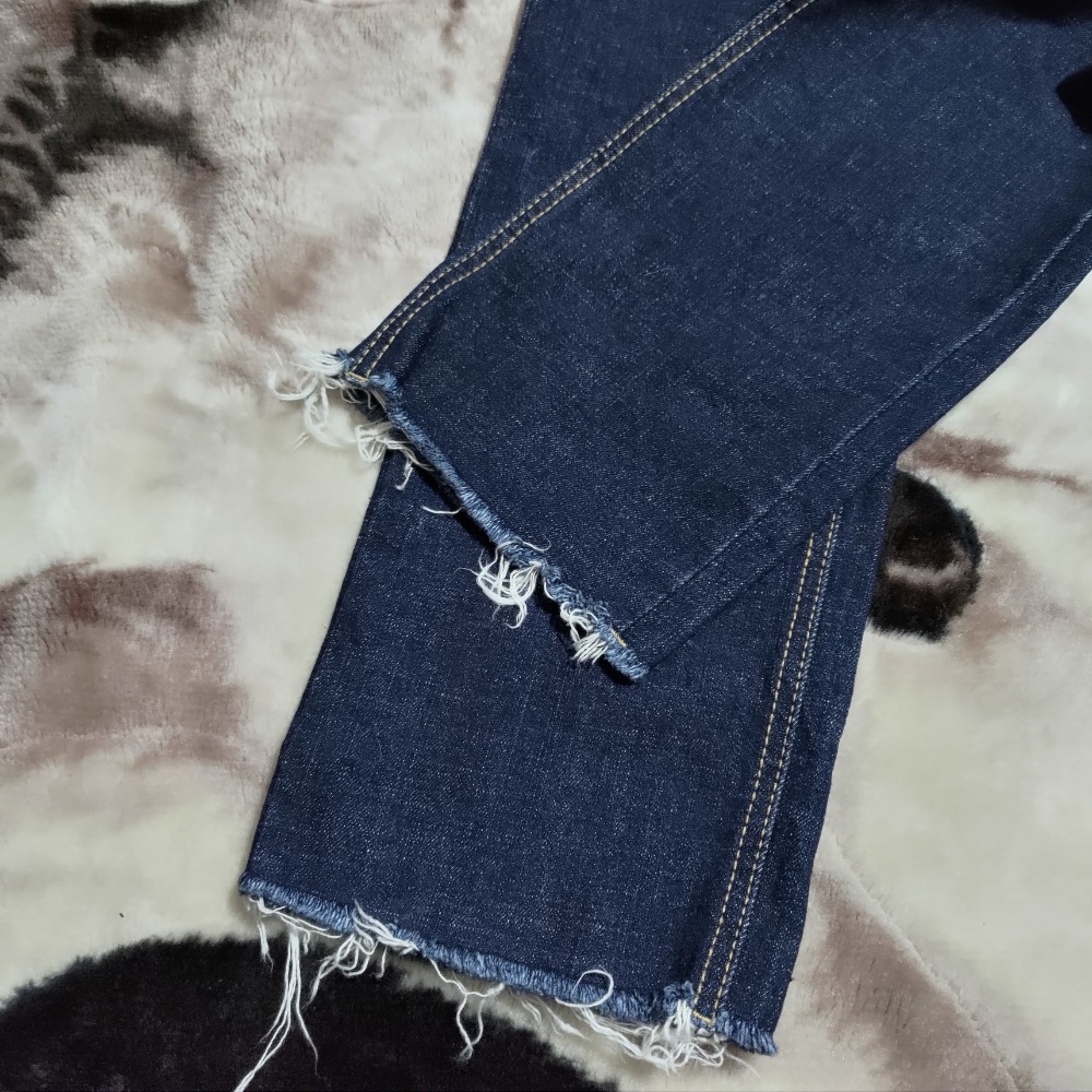 韓國買回 NEED J 牛仔褲 下擺抽鬚 L 厚磅 挺版 588-細節圖4