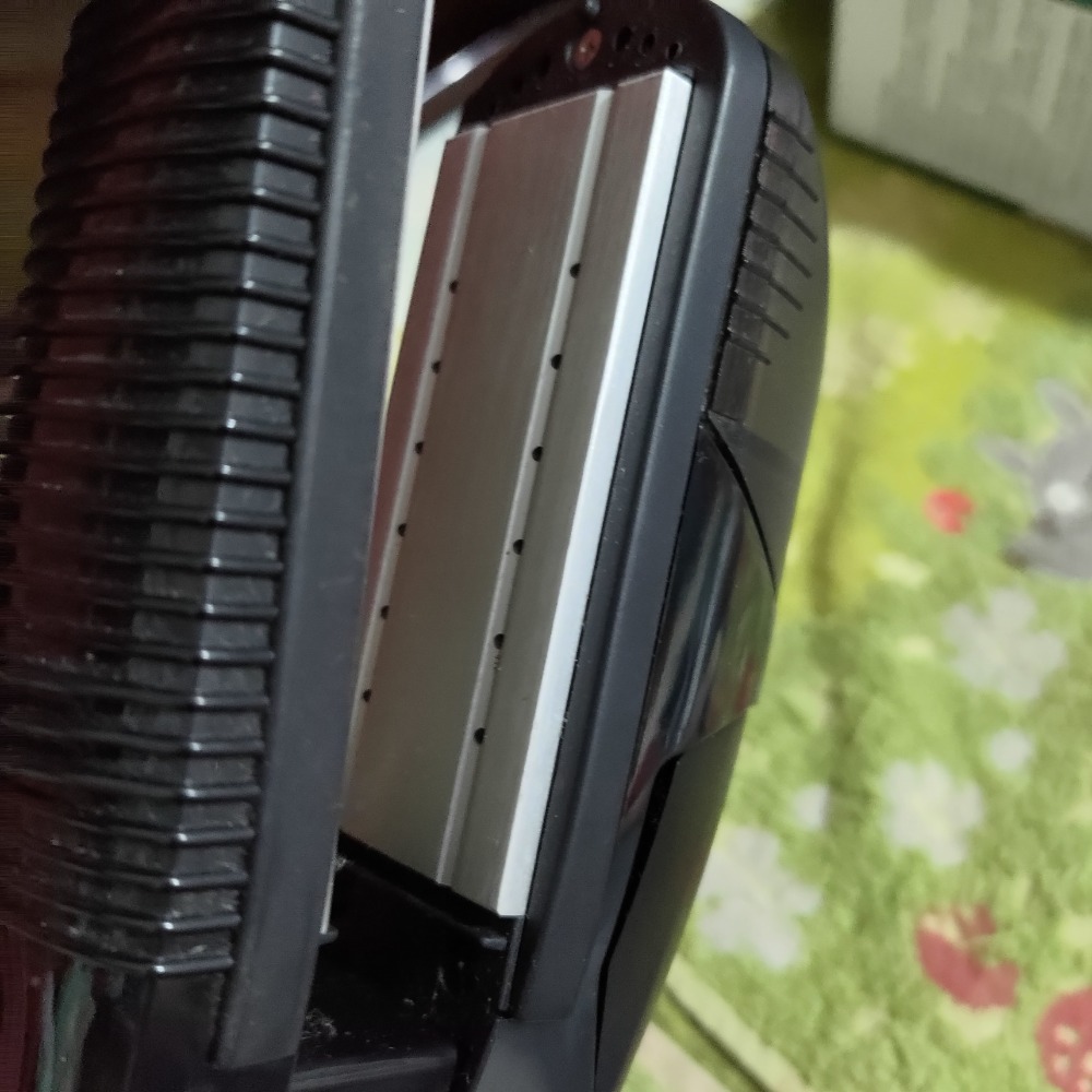 VS 沙宣 蒸氣保濕直髮夾 黑色 500 二手-細節圖4