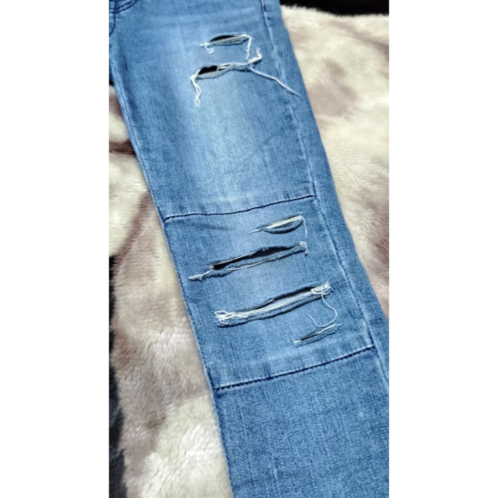 正韓 BIupop 淺藍色 破洞 彈性 牛仔褲 排扣式 26腰 600-細節圖5