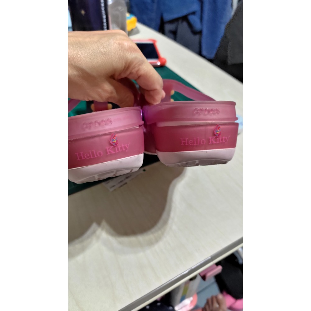 Crocs 卡駱馳 果凍鞋 透氣 楔型 拖鞋 Hello Kitty 款 歐碼w6 36碼 長度22公分 880-細節圖7
