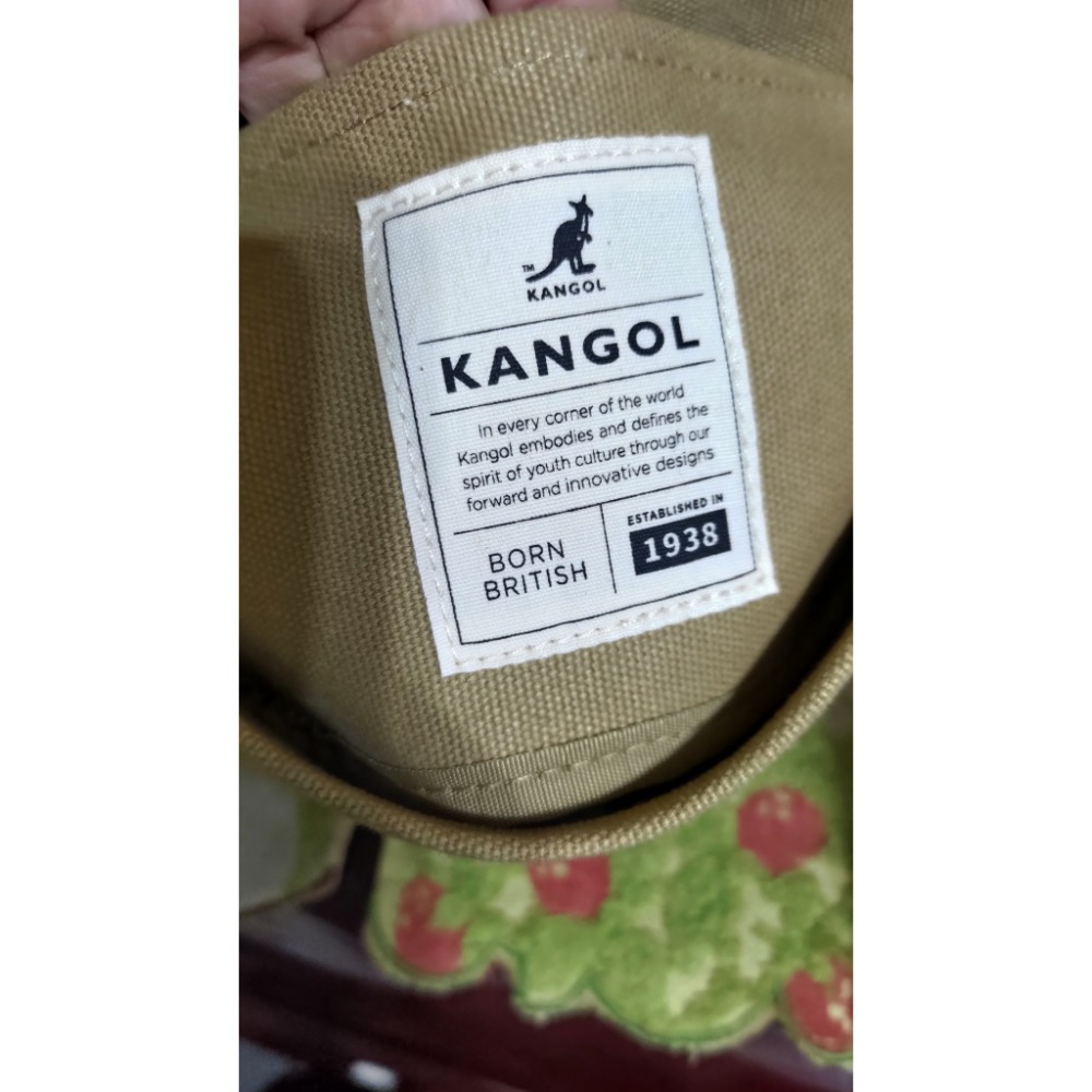 KANGOL袋鼠 卡其色 郵差包 肩背包 側背包 斜背包 1000-細節圖6
