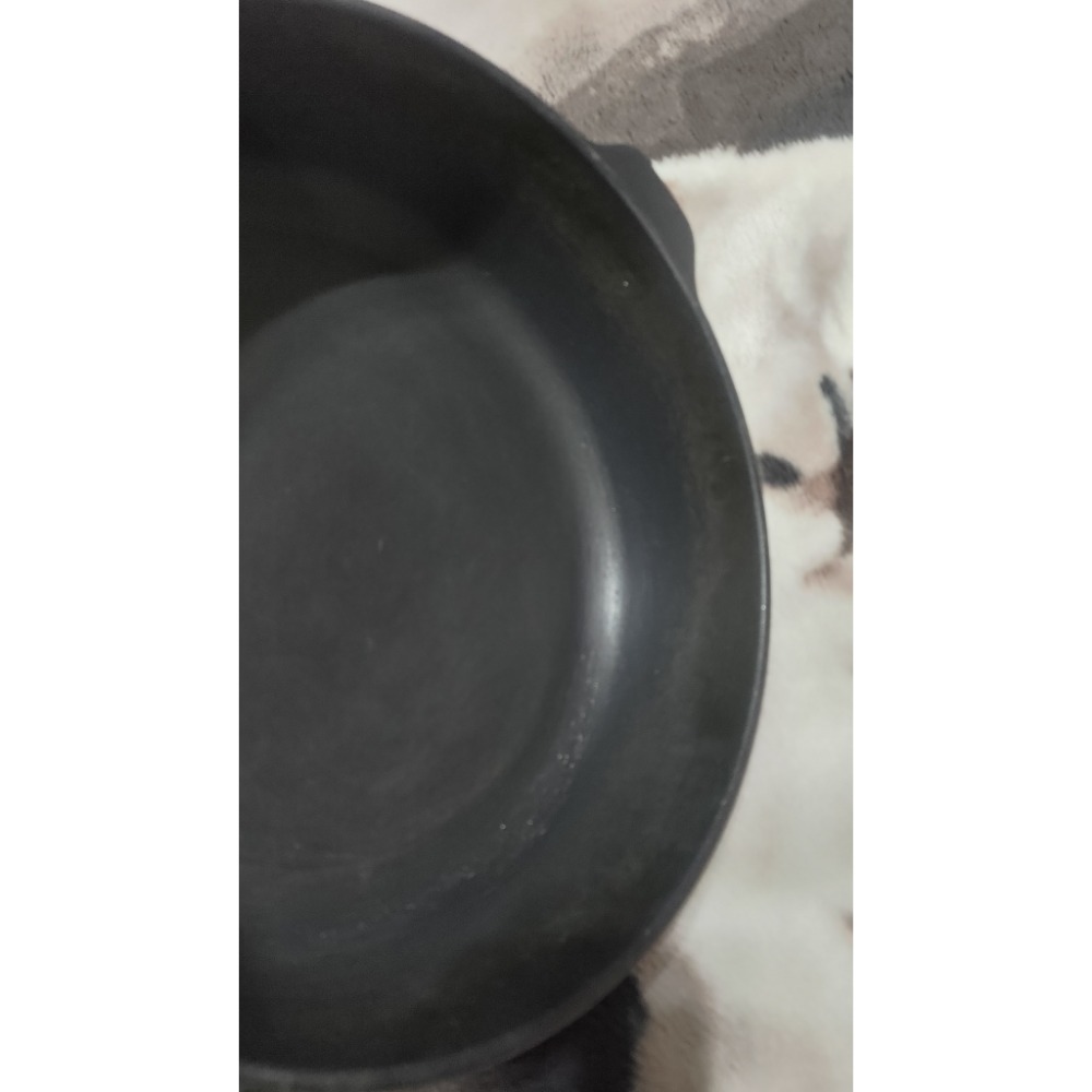 二手 Swiss Diamond 26公分 1300，28公分 1500 平底深煎鍋 無鍋蓋-細節圖8