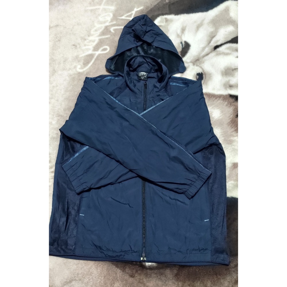 愛迪達 adidas XL 防風 透氣 刺繡logo 男款 連帽外套 800-細節圖2