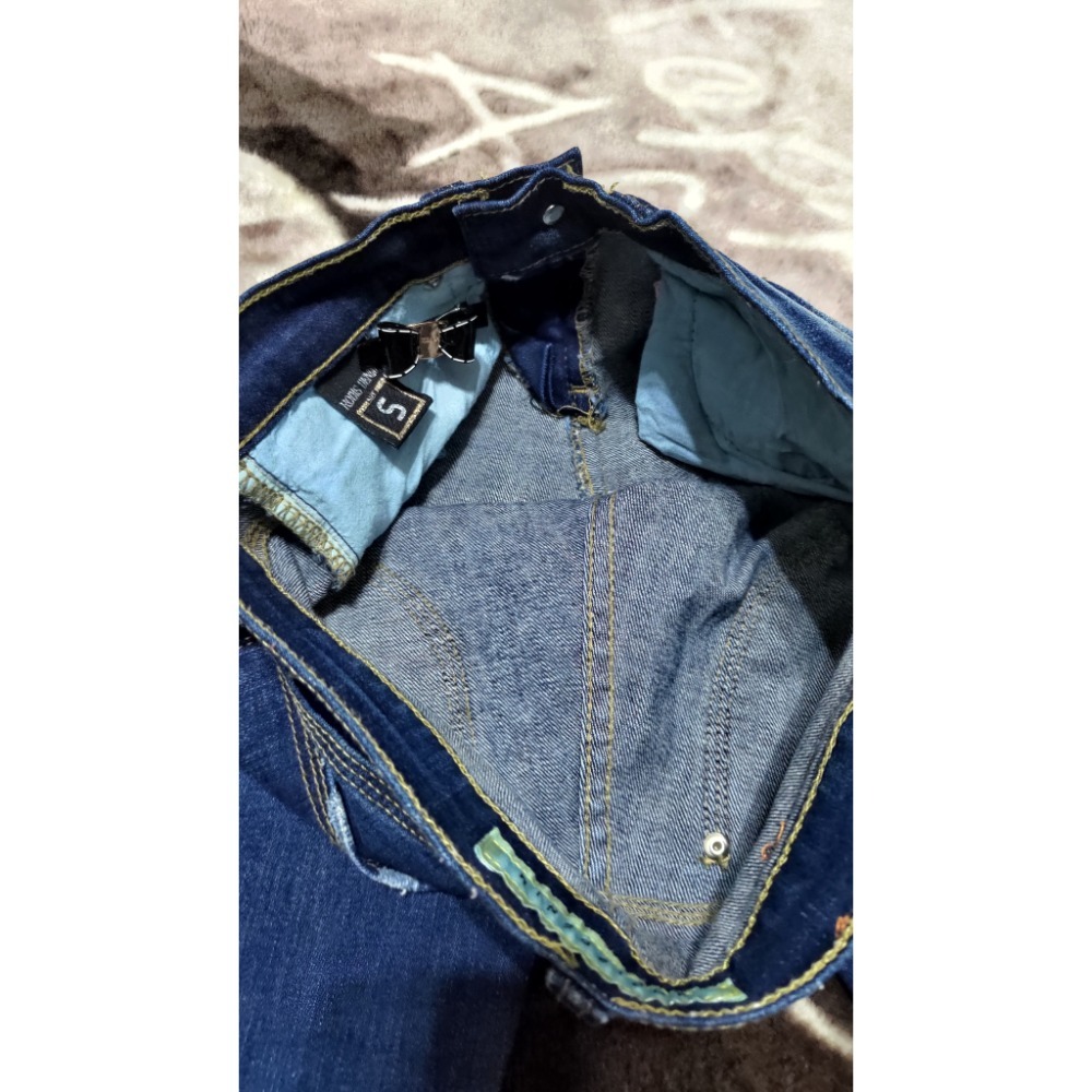 二手 Levis 男友褲 李維斯 24腰 彈性 牛仔褲 正韓RODIS DENIM 彈性 牛仔褲S 真皮logo李維已售-細節圖8