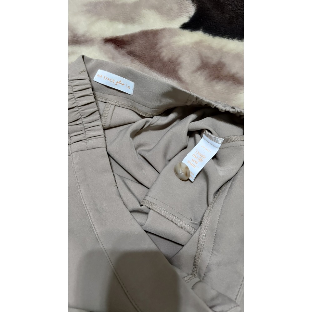 二手 AIR SPACE  長腿 彈性 開衩西裝長褲XL UNIQLO 休閒 短褲 XL 運動-細節圖9