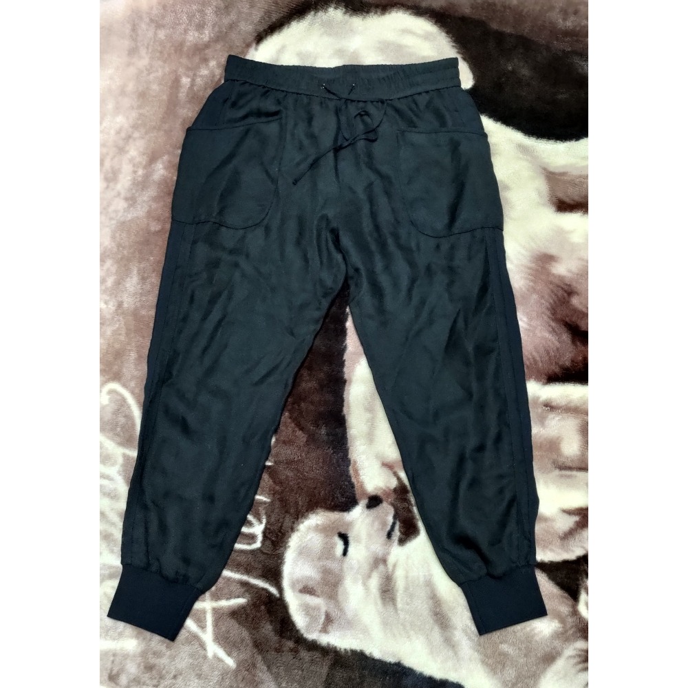 二手 專櫃 J&NINA 九分束口內有短褲下是透明褲9號 正韓STAY WITH 前造型長褲 M-細節圖4