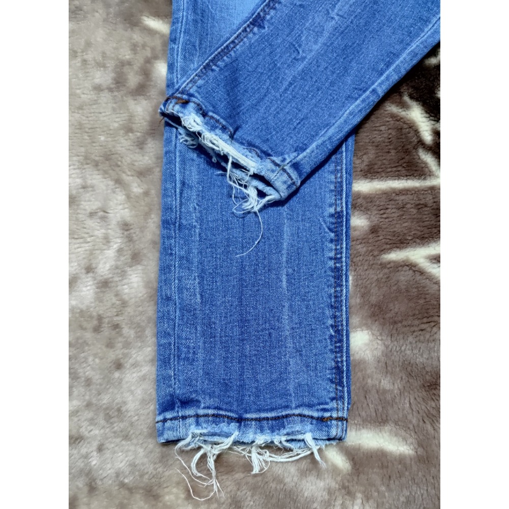 二手 正韓 THE AURA 彈性牛仔短裙 S ZARA 彈性 牛仔褲 S-細節圖7