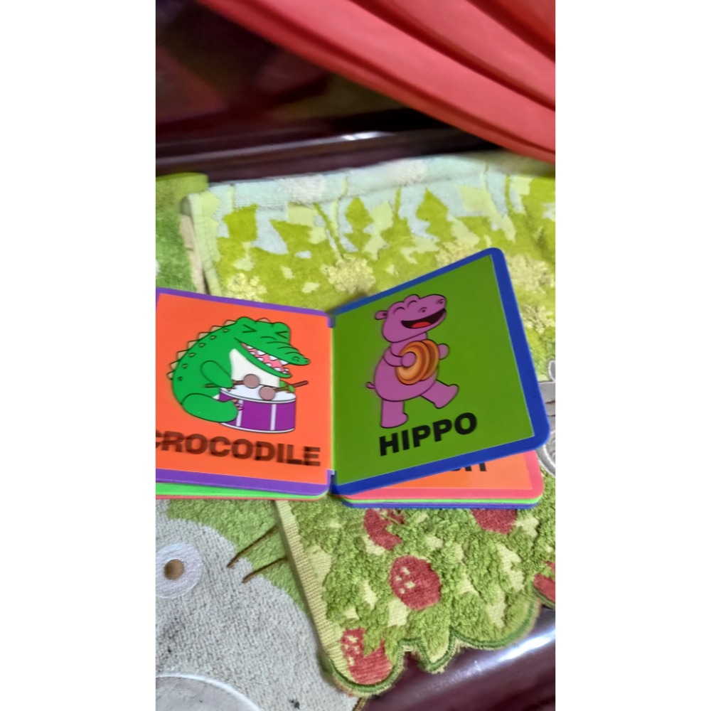 二手 711 KT 睡袋 T-ARTS 冰雪奇緣抱抱好朋友 安娜 嬰幼泡棉書-細節圖6