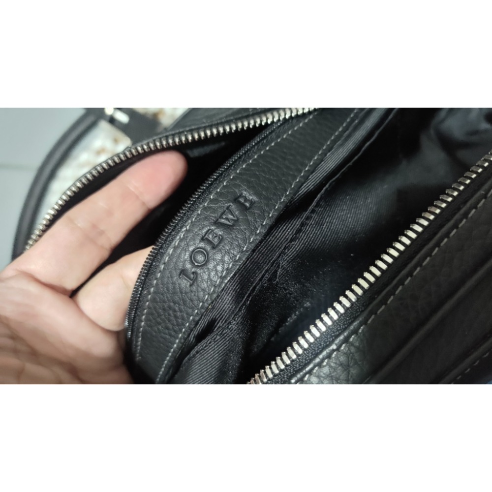 LOEWE 羅威 黑色 皮革 手提包-細節圖6