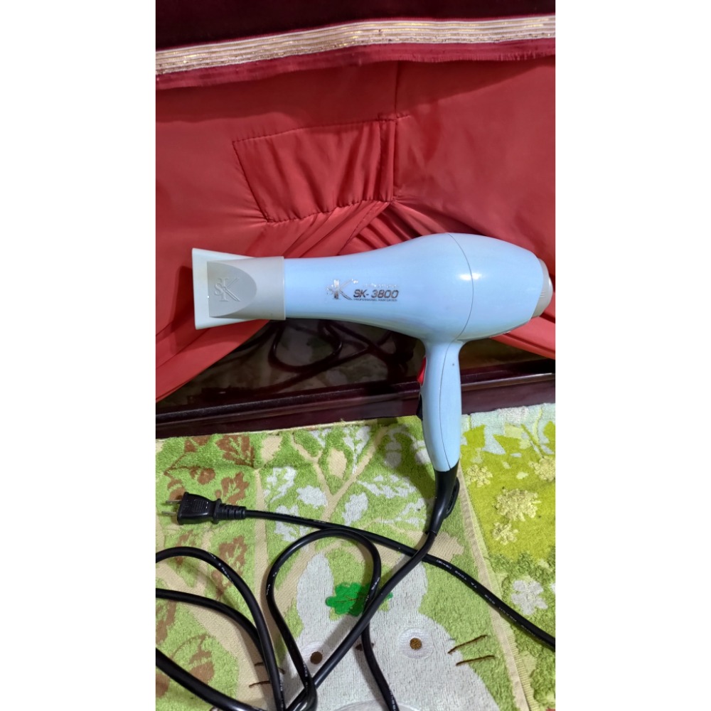 二手SK-3800 吹風機 107年製 1200W-細節圖4