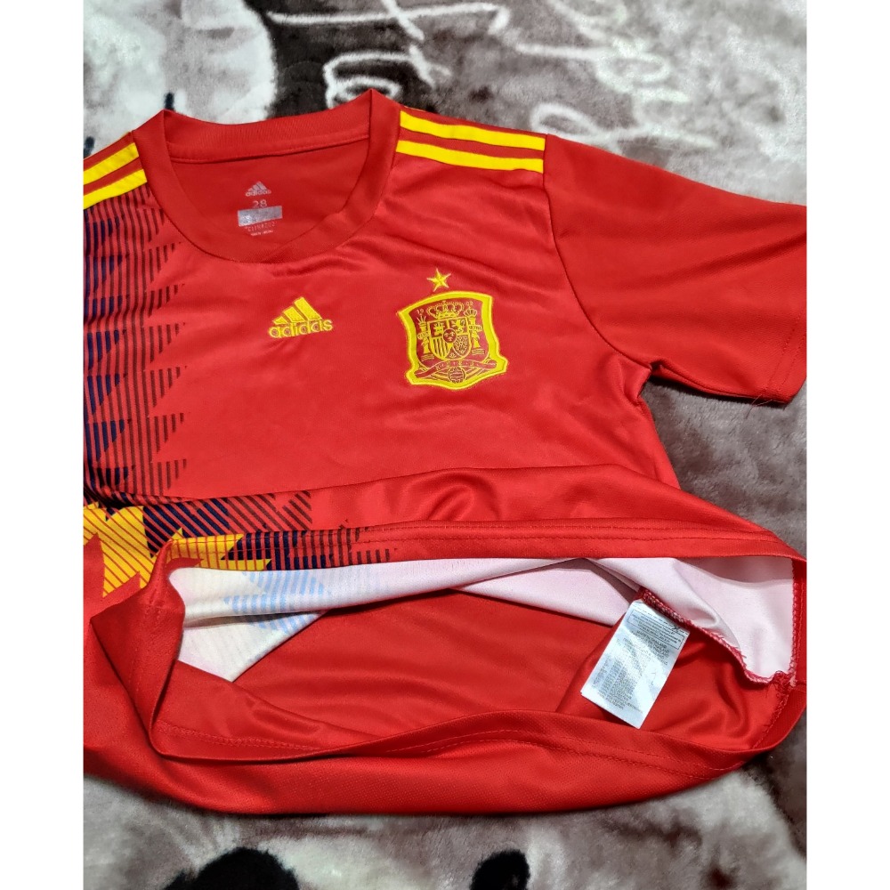 二手 Nike 短袖刺繡logo 上衣 愛迪達刺繡上衣 男童 XL 足球-細節圖3