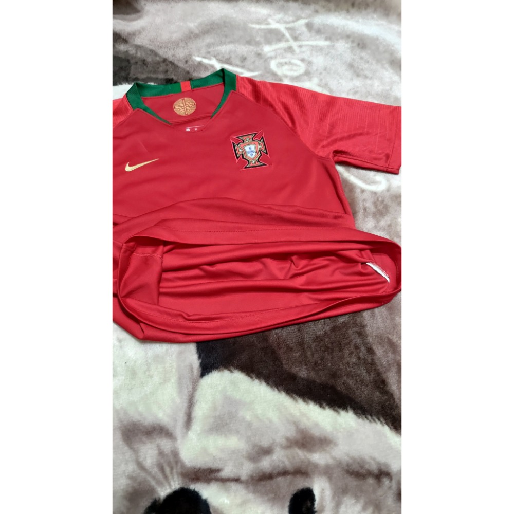 二手 Nike 短袖刺繡logo 上衣 愛迪達刺繡上衣 男童 XL 足球-細節圖5