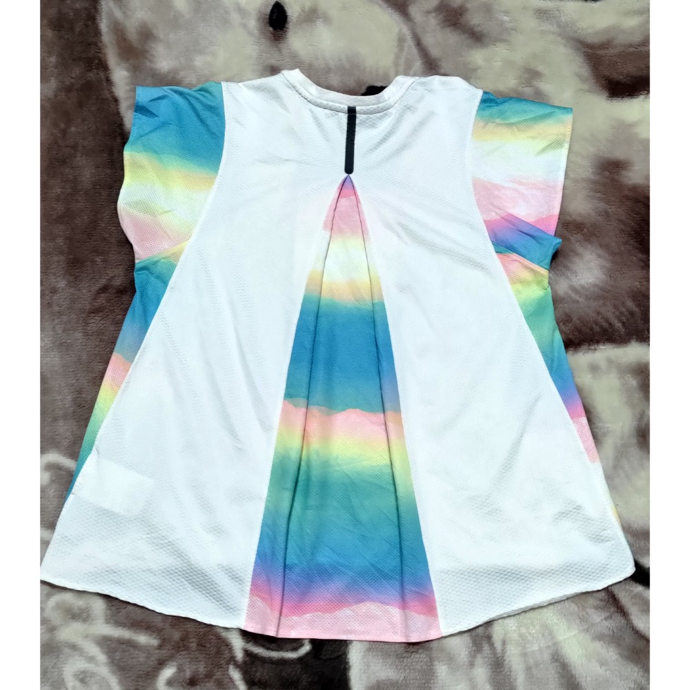 二手 Nike 彩虹短袖 童裝 WHY AND 1/2 刺繡上衣9號-細節圖5