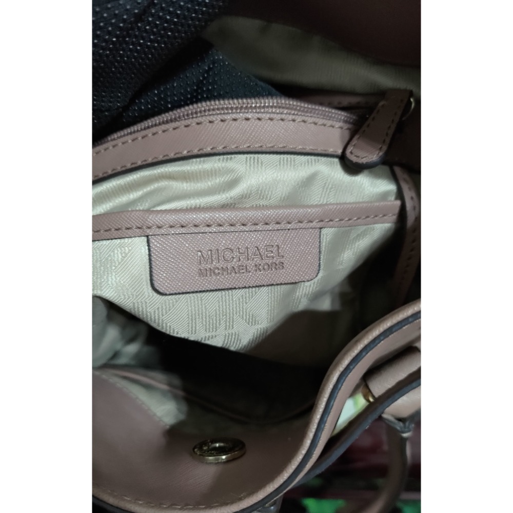 二手 Michael Kors 經典鎖頭包 手提 肩背鍊帶包  紫紅色-細節圖8