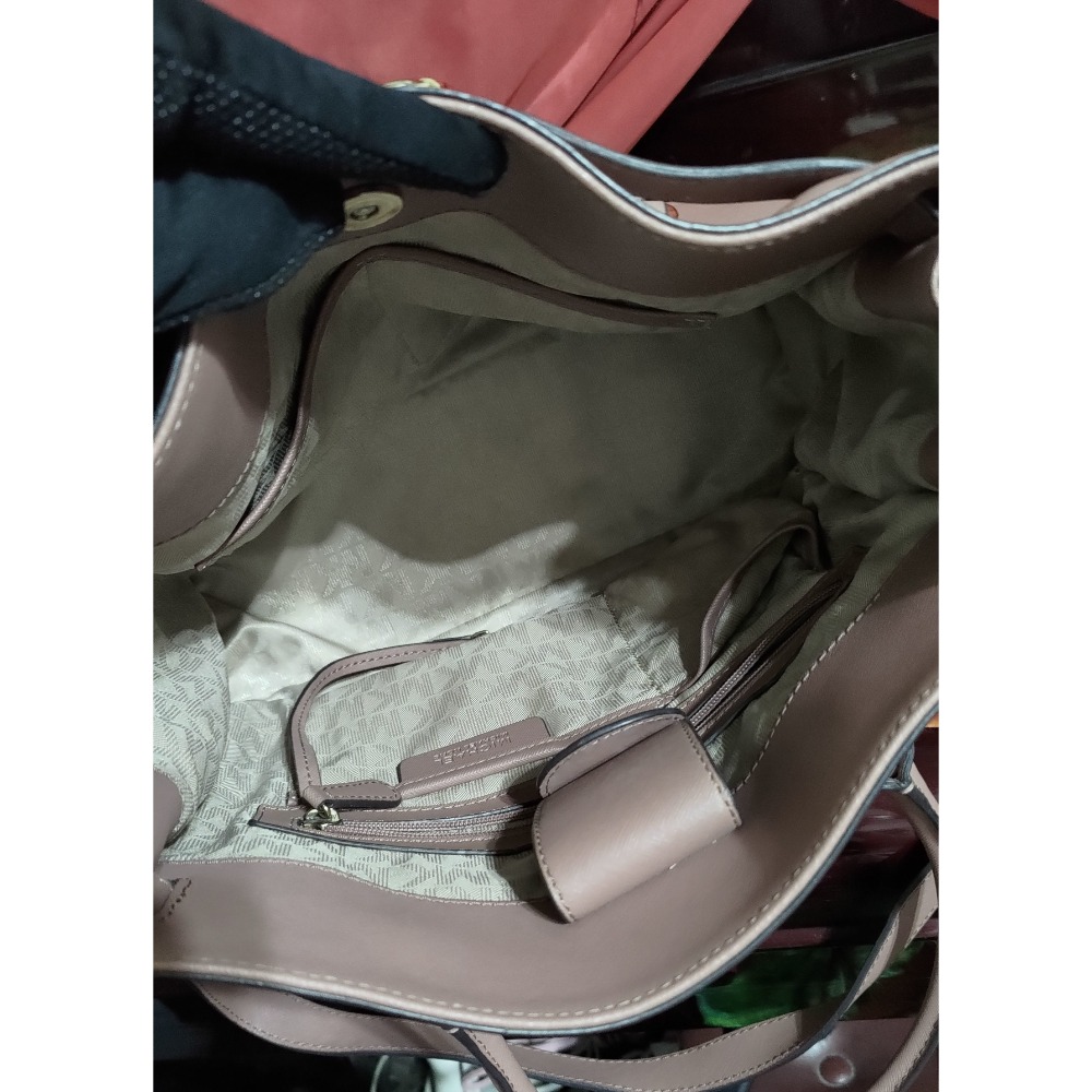 二手 Michael Kors 經典鎖頭包 手提 肩背鍊帶包  紫紅色-細節圖9