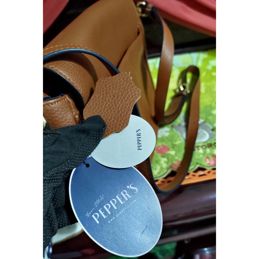 Cath Kidston 半月型  千鳥格 手提包 肩背包 PEPPER S 牛皮馬鞍包已售-細節圖6