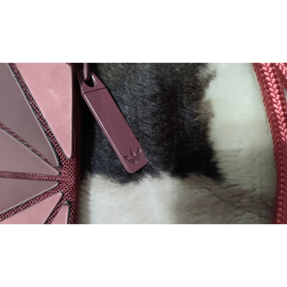 二手 Adidas三宅一生聯名款 菱格束口袋 酒紅色-細節圖6