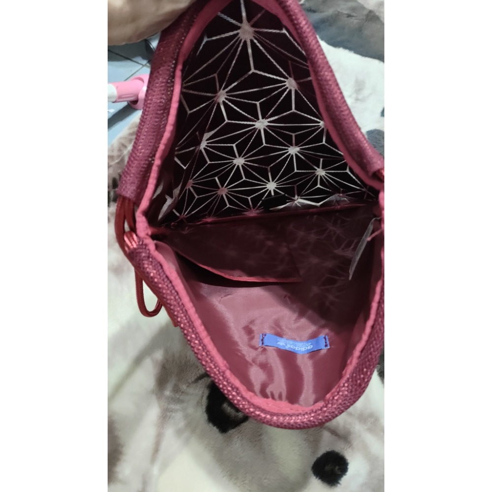 二手 Adidas三宅一生聯名款 菱格束口袋 酒紅色-細節圖8