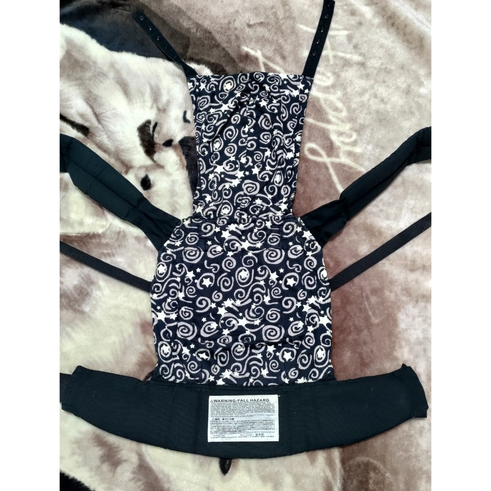 二手 日本Combi 康貝背巾灰色 美國Ergobaby 嬰兒背帶 揹巾黑色-細節圖8