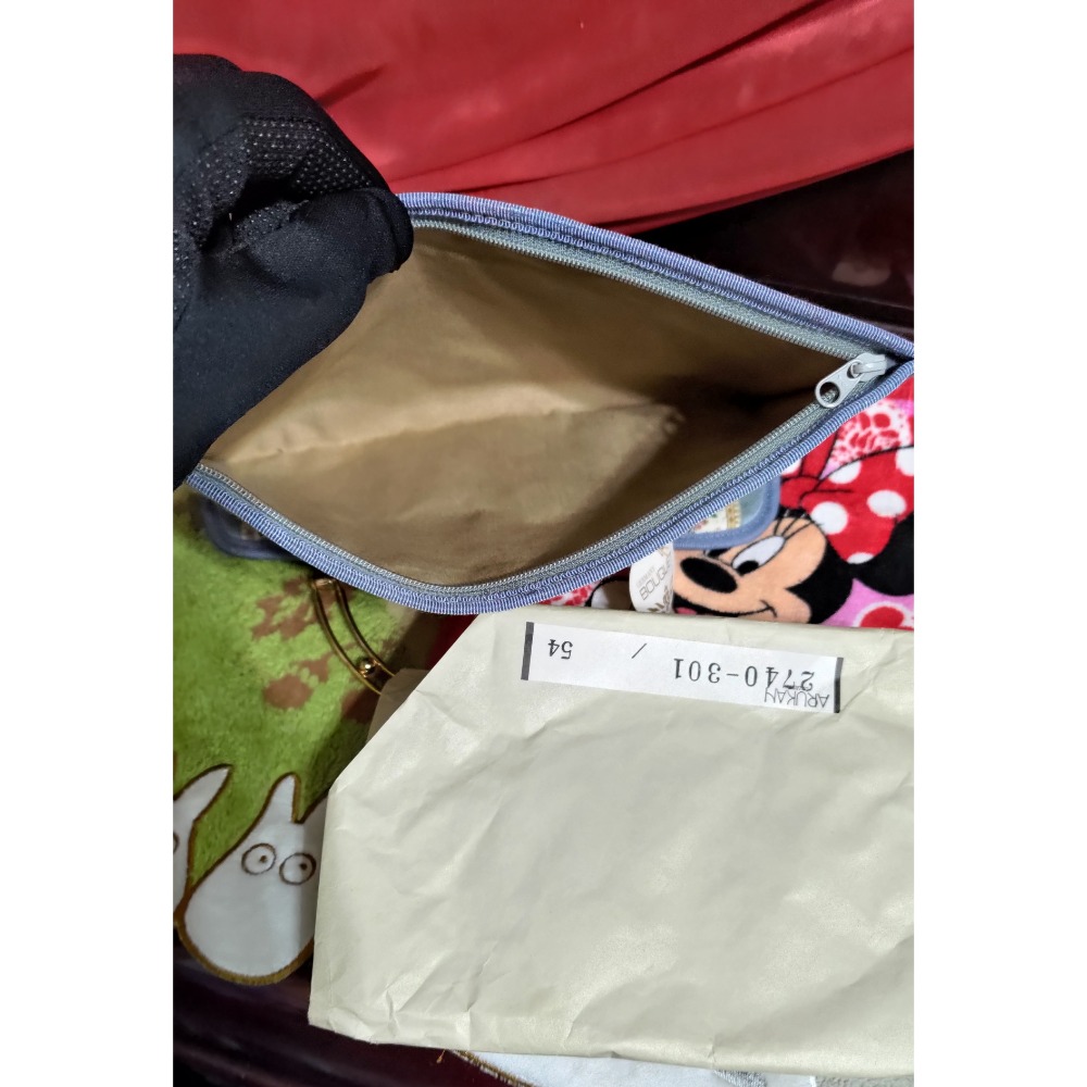 日本 刺繡復古綠妖精手提包 全家集點手機包斜背包鴨霸哥與兔籽子 紫色零錢包-細節圖6