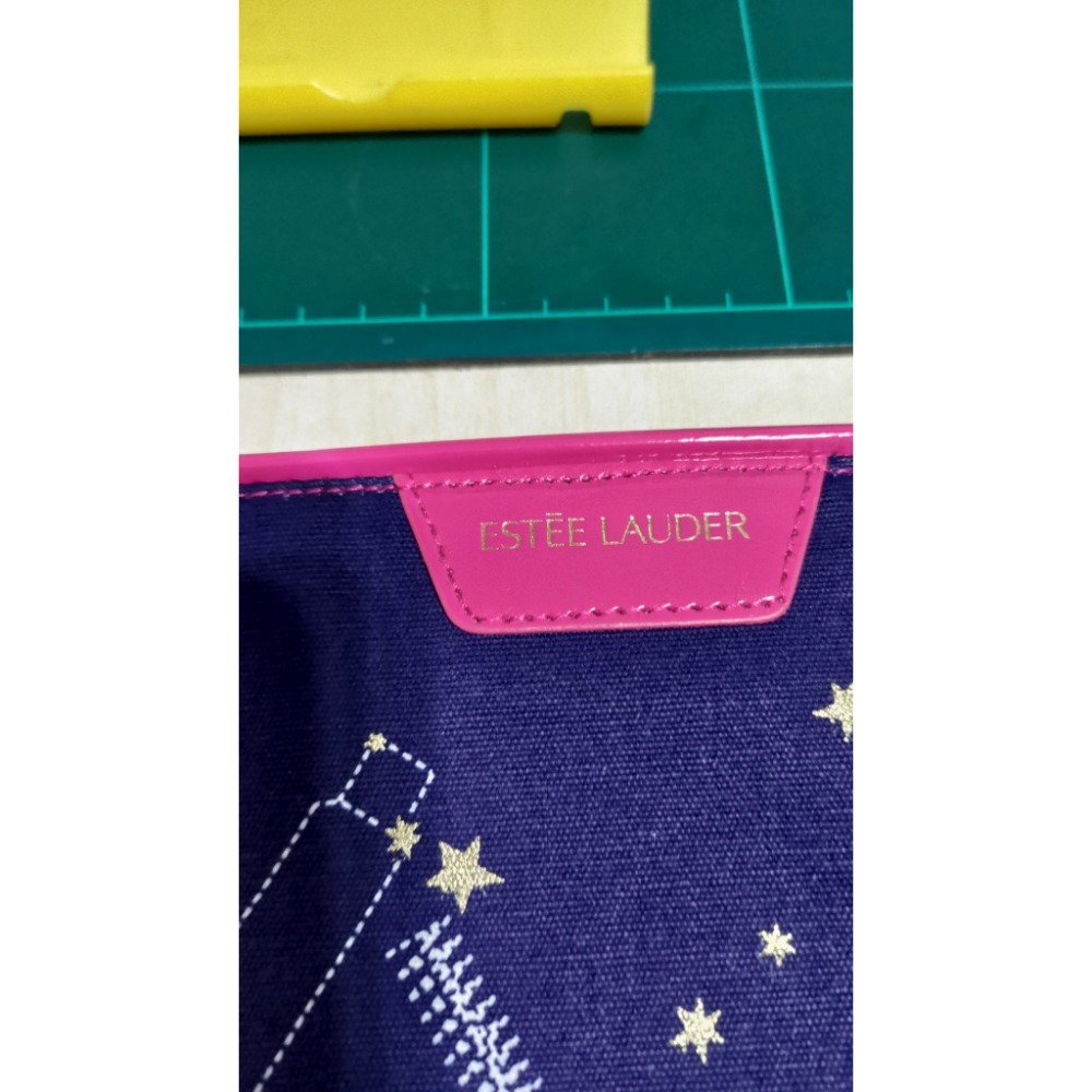 歐舒丹米色帆布和金色洗漱化妝包 藍色雅詩蘭黛化妝包 植村秀-細節圖4