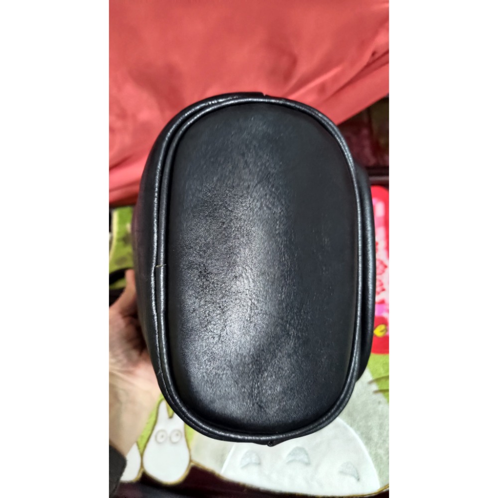 二手 FOSSIL 真皮革 肩斜背包 黑色真皮水桶包手提 肩斜背包-細節圖4