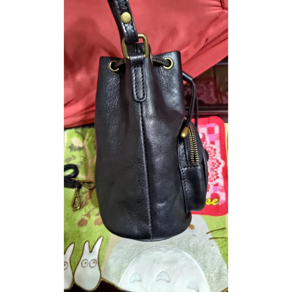 二手 FOSSIL 真皮革 肩斜背包 黑色真皮水桶包手提 肩斜背包-細節圖6