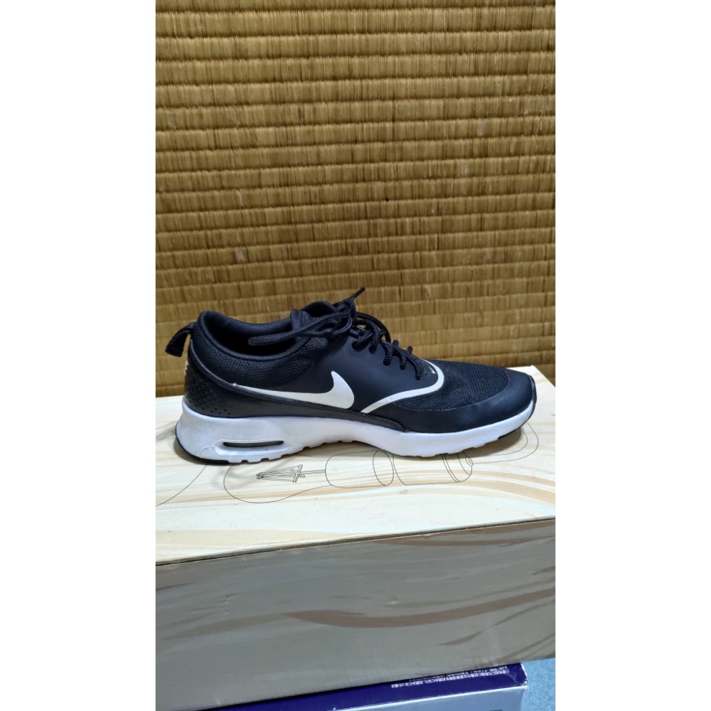 二手 LUZZI 真皮尖頭穆勒鞋24號 Nike 黑白 網布 慢跑鞋24公分-規格圖8