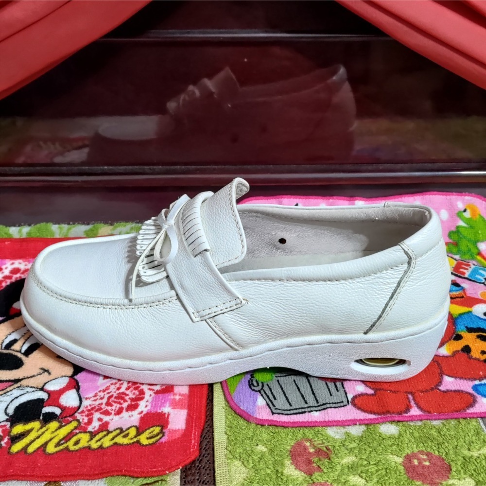 二手 M&G護士鞋售 70號 Hello Kitty 黑色水鑽魚嘴休閒鞋黑色37號-細節圖7