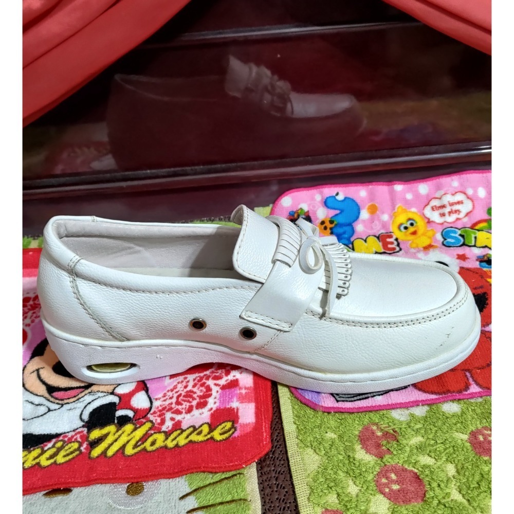 二手 M&G護士鞋售 70號 Hello Kitty 黑色水鑽魚嘴休閒鞋黑色37號-細節圖8