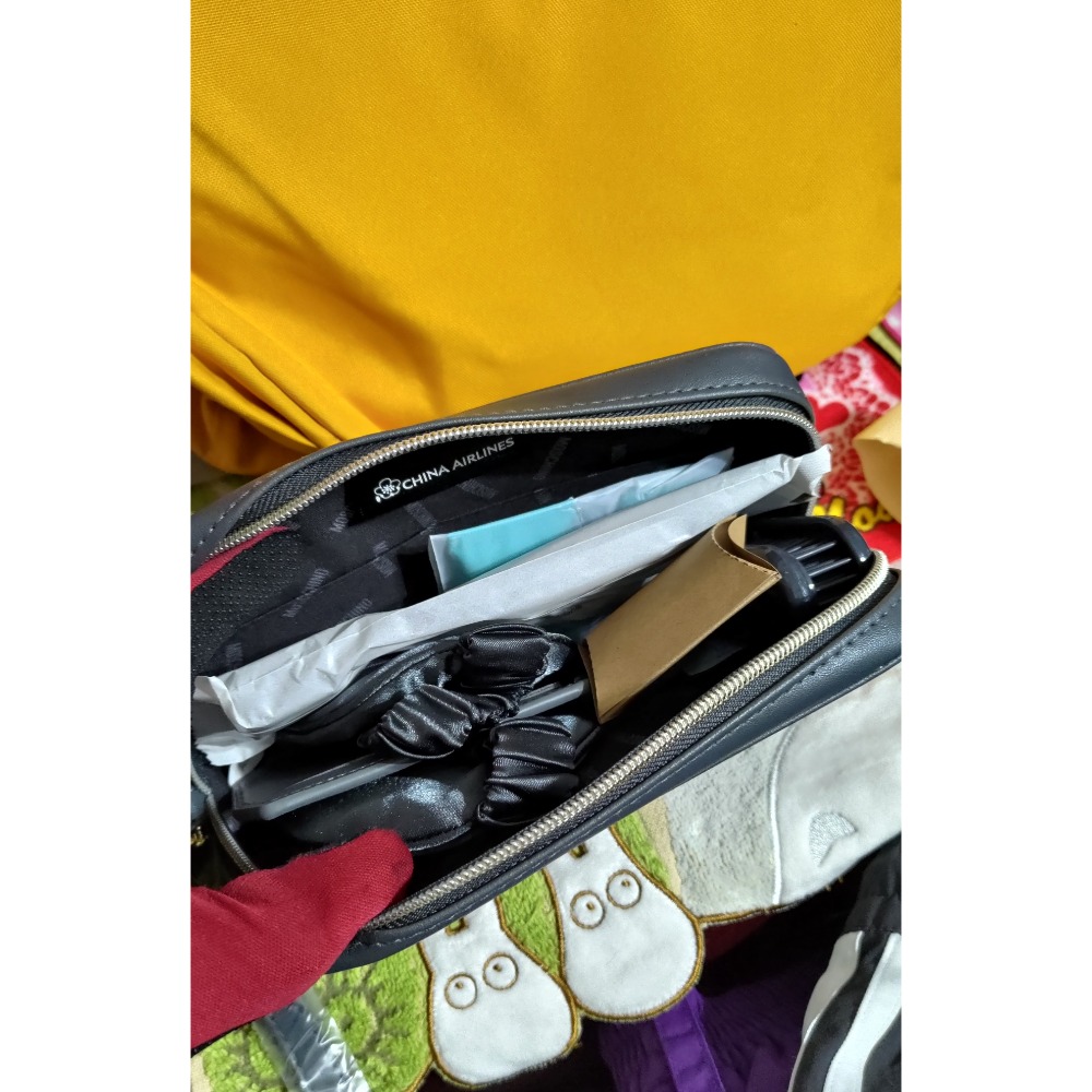 中華航空MOSCHINO過夜包 Meng Wa Wa 肩斜背包 推車手納包 置物掛袋-細節圖3