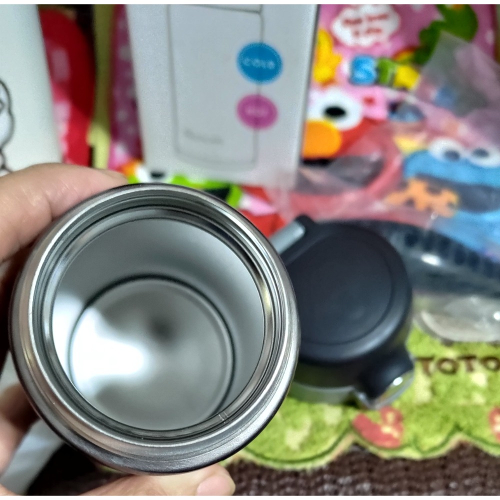 彈跳保溫瓶 咖啡杯 羊圖案316保溫杯 日本放鬆滾輪棒-細節圖5