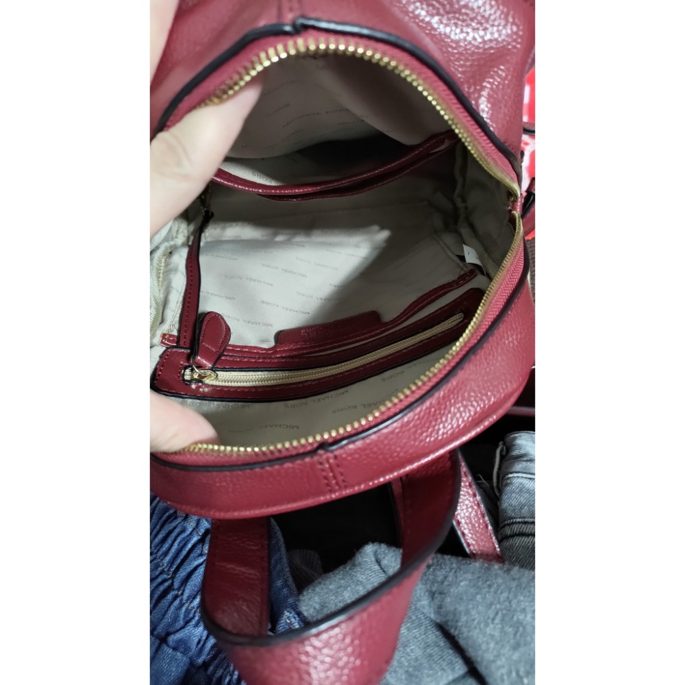 二手 MK MICHAEL KORS 金屬logo 鉚釘牛皮拉鍊後背包 金安德森 經典格紋 肩斜背包-細節圖8