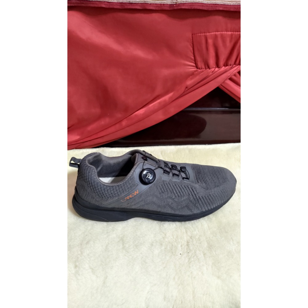 二手 Reebok慢跑鞋 輕量 透氣26.5 LA NEW 安底防滑 旋鈕扣 運動鞋 28.5-規格圖11