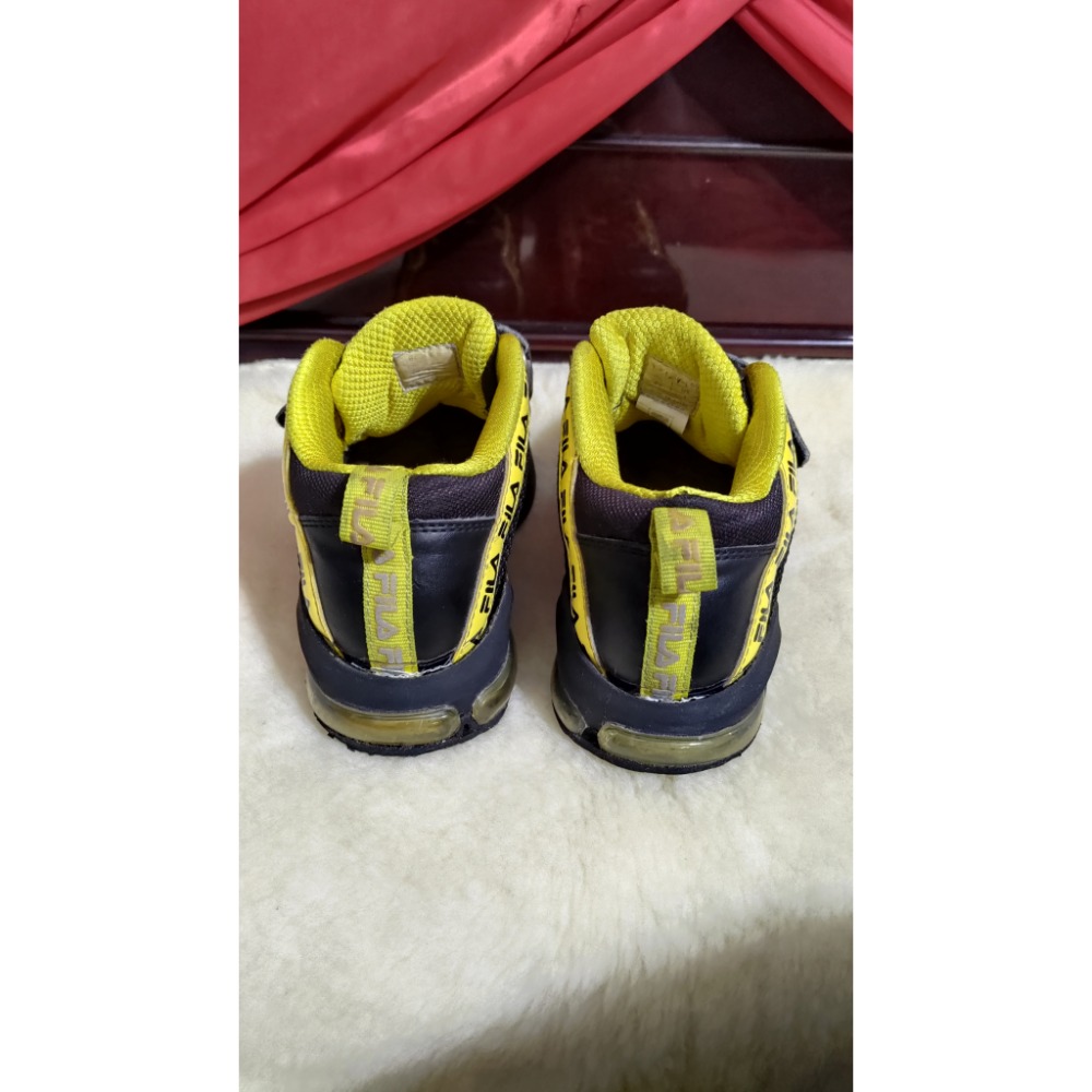 二手 FILA 籃球鞋 氣墊鞋 中大童 US1 20公分-細節圖2