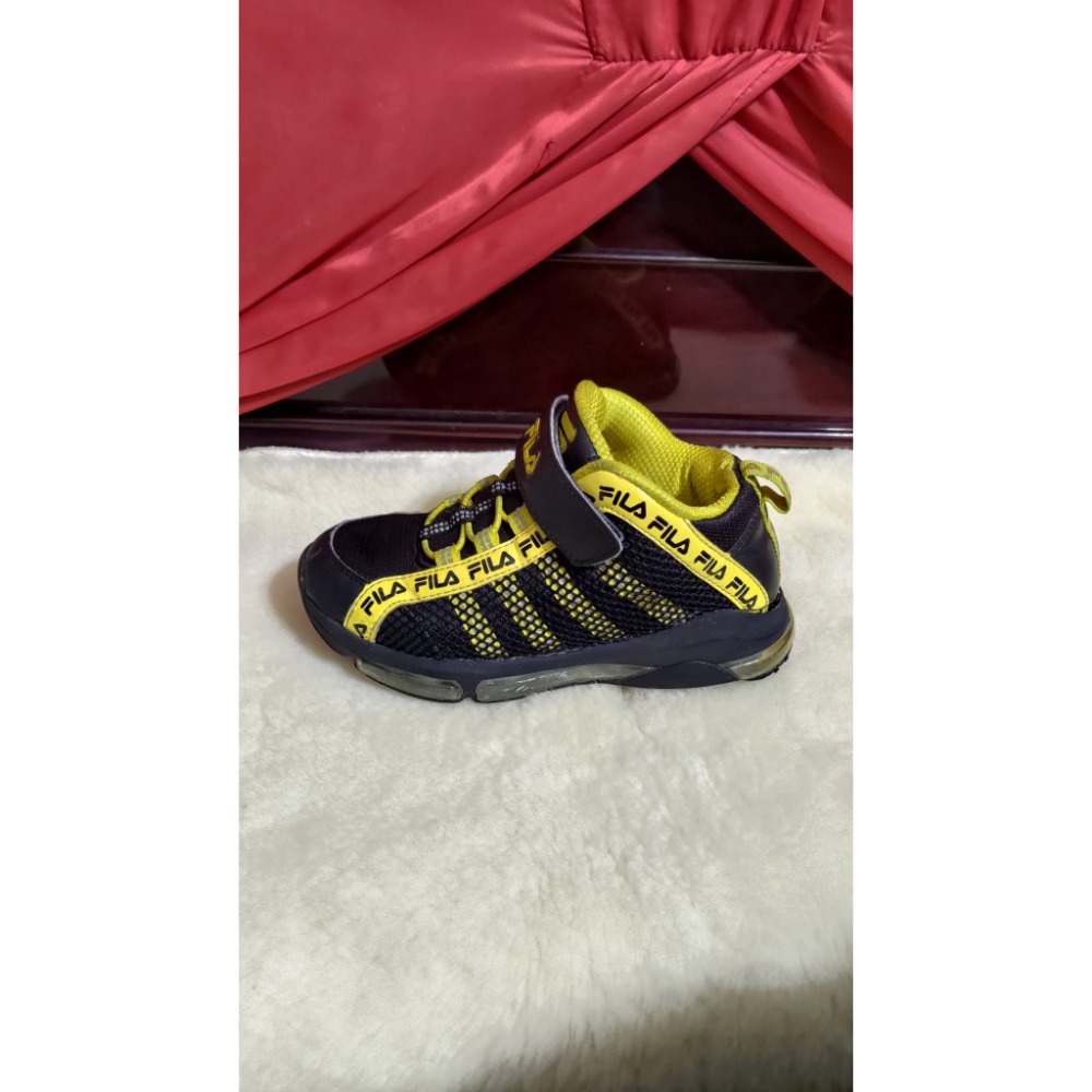 二手 FILA 籃球鞋 氣墊鞋 中大童 US1 20公分-細節圖3