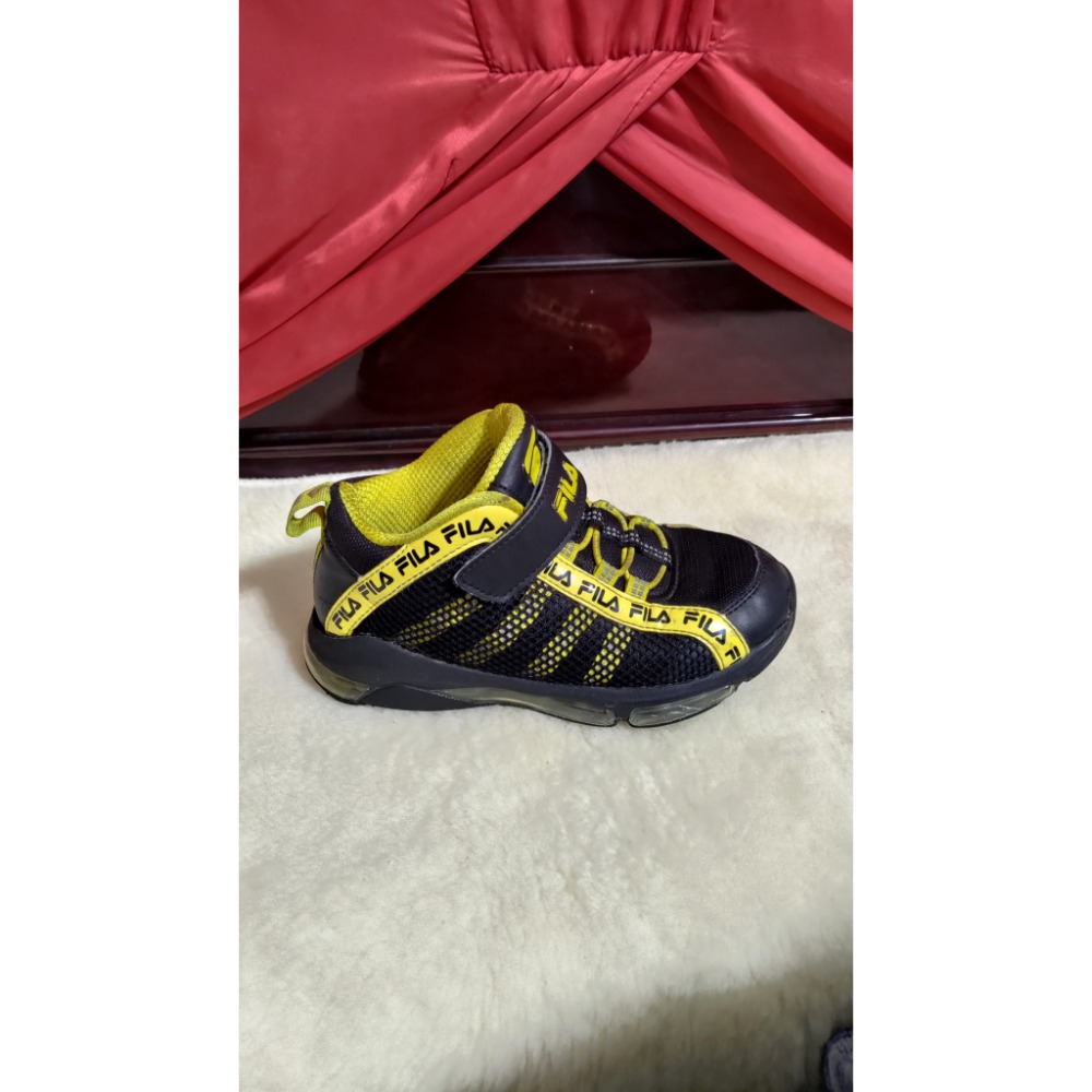 二手 FILA 籃球鞋 氣墊鞋 中大童 US1 20公分-細節圖6