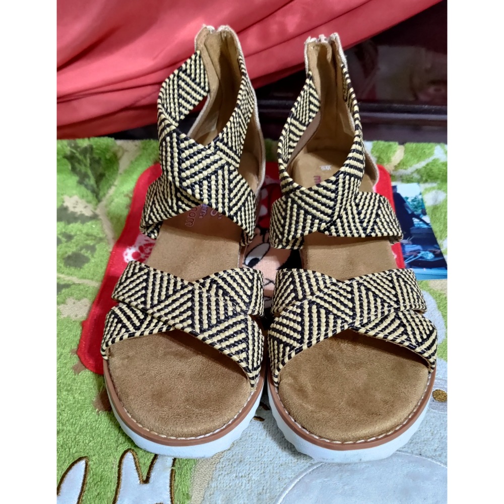 JOAN真皮 跟鞋 37號  SKECHERS 休閒鞋 涼鞋 23公分 W6-細節圖2