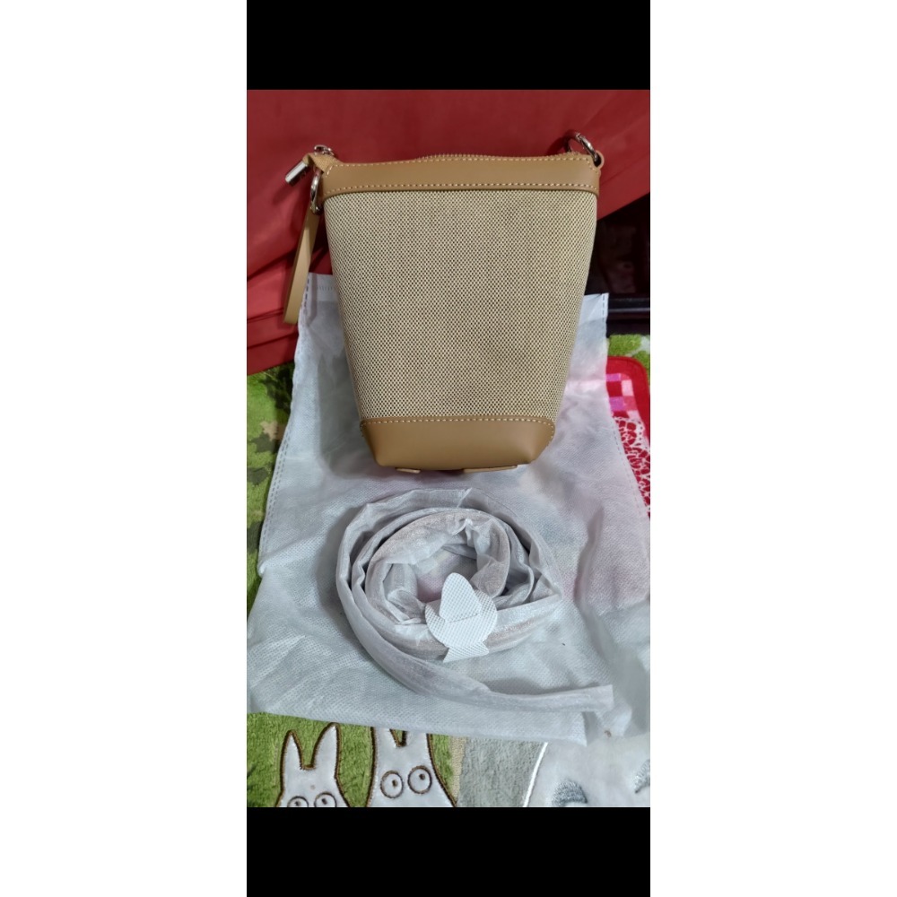 Little sisi品牌 肩斜背包 OLIVO 售出經典藍綠格 Uniqlo絨毛手提後背包-細節圖3